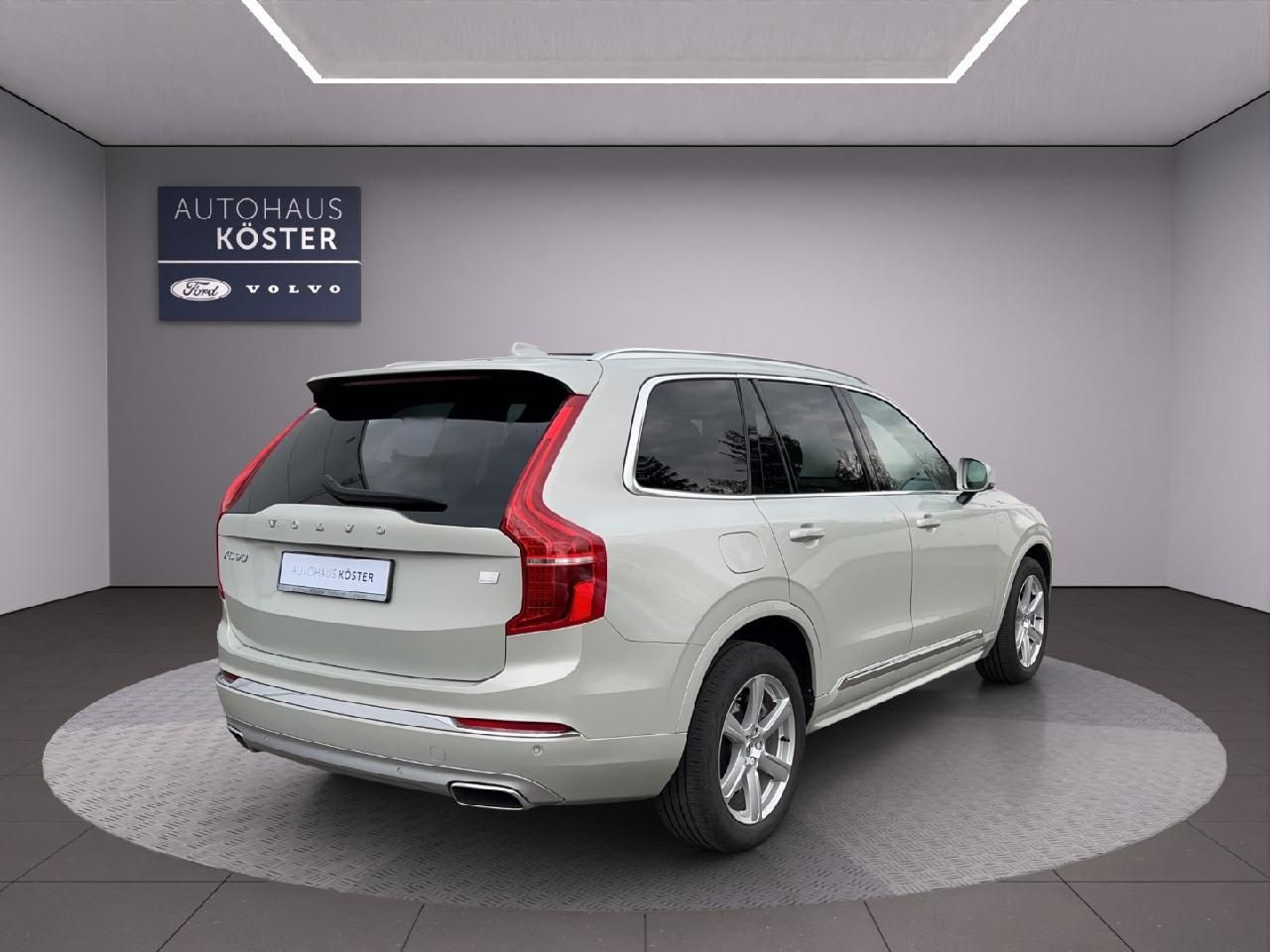 Volvo  T8 AWD Recharge Inscription Plug-In Hybrid