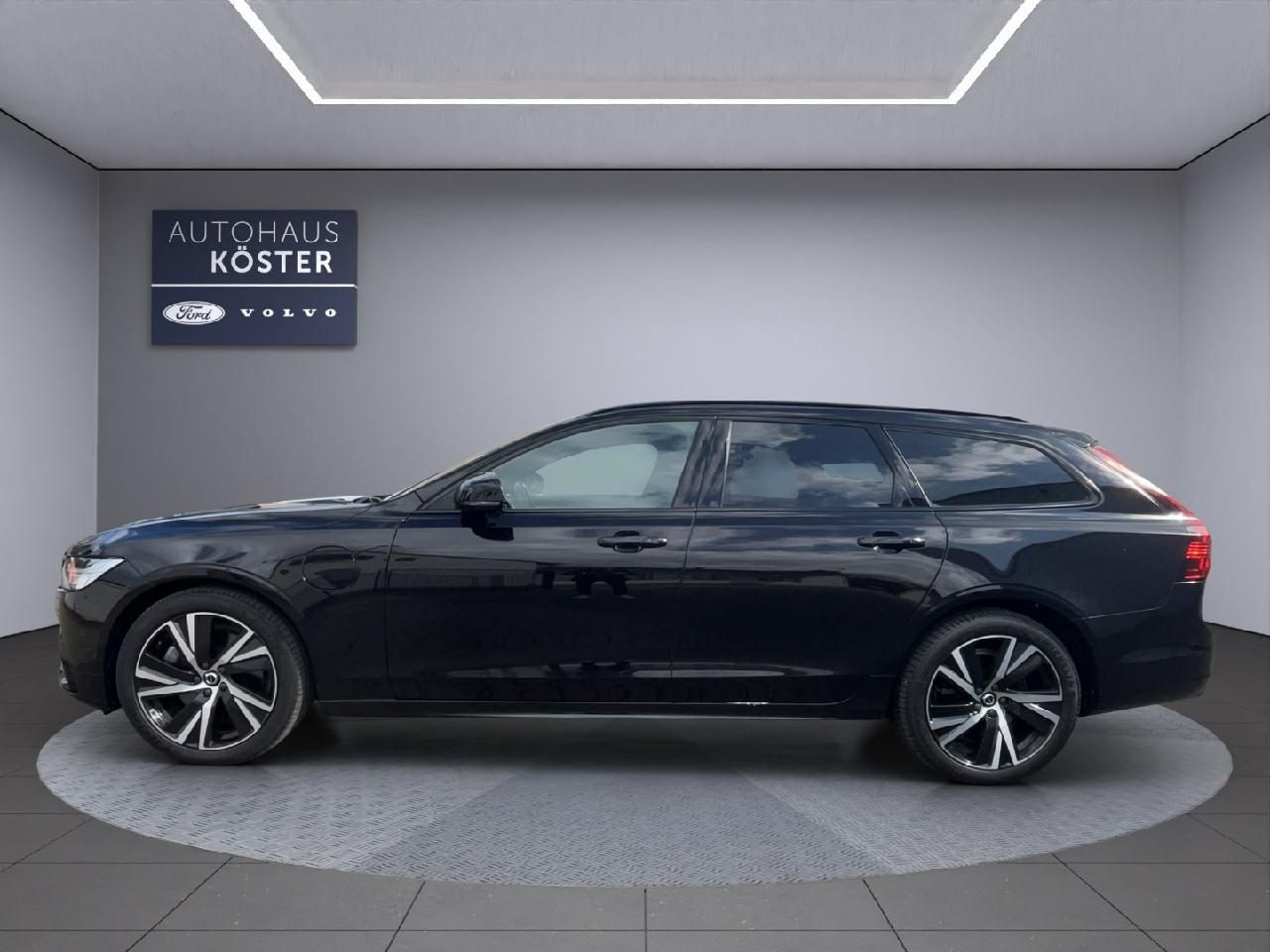 Volvo  Volvo V90 T8 Twin Engine AWD R Design Recharge