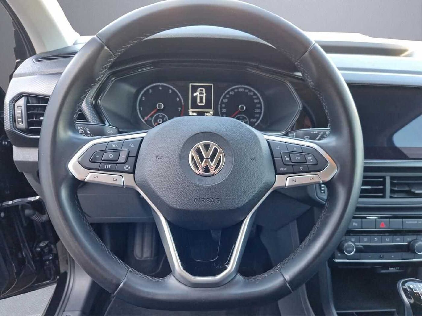 Volkswagen  Life