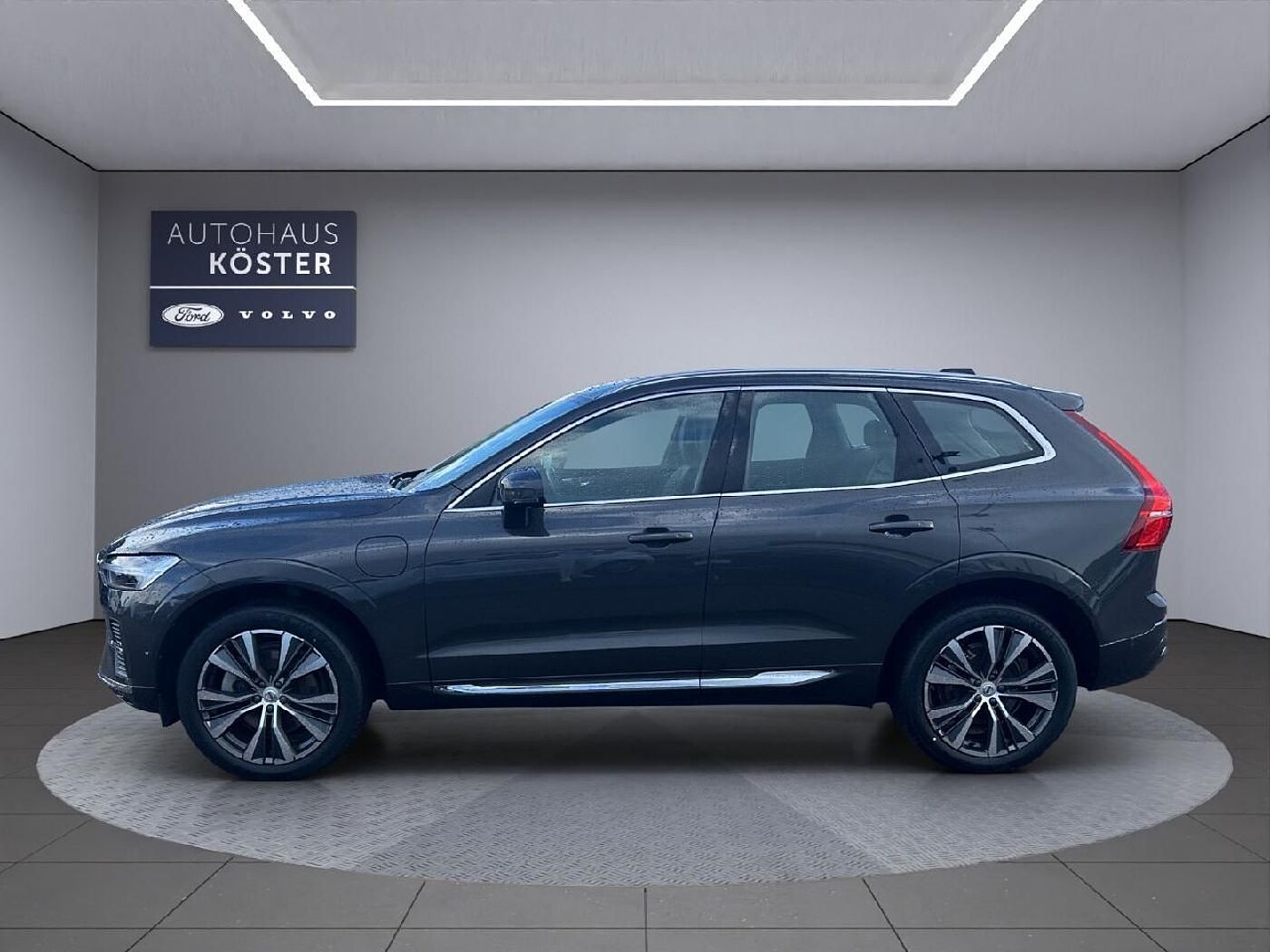 Volvo  Inscription Recharge Plug-In Hybrid AWD