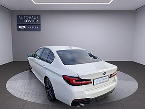 BMW  BMW 545 e xDrive M SPORT SCHIEBEDACH AHK HUD